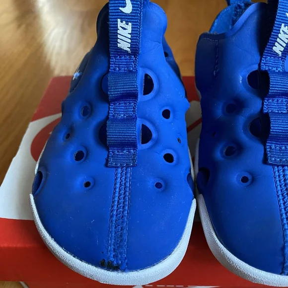 Nike Sunray Protect 4 Kids Royal Blue Water Shoe Size 6c - Picture 4 of 11